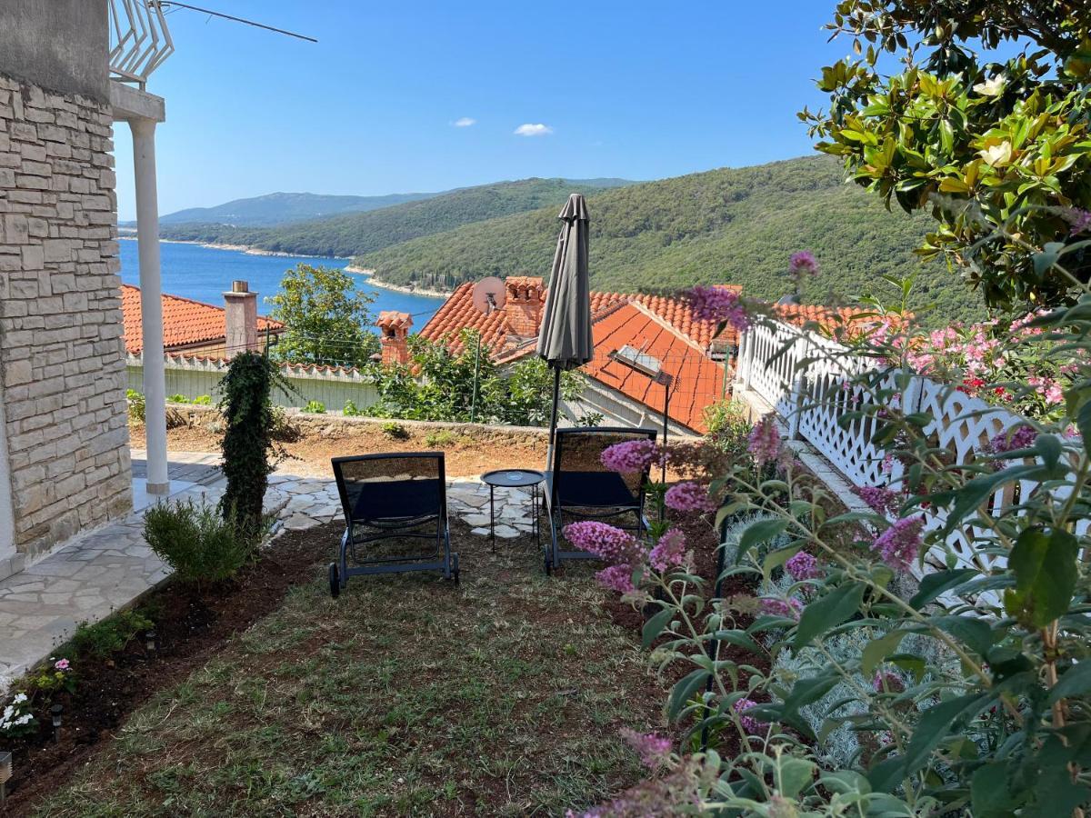 Apartment Zahtila Rabac Exterior foto